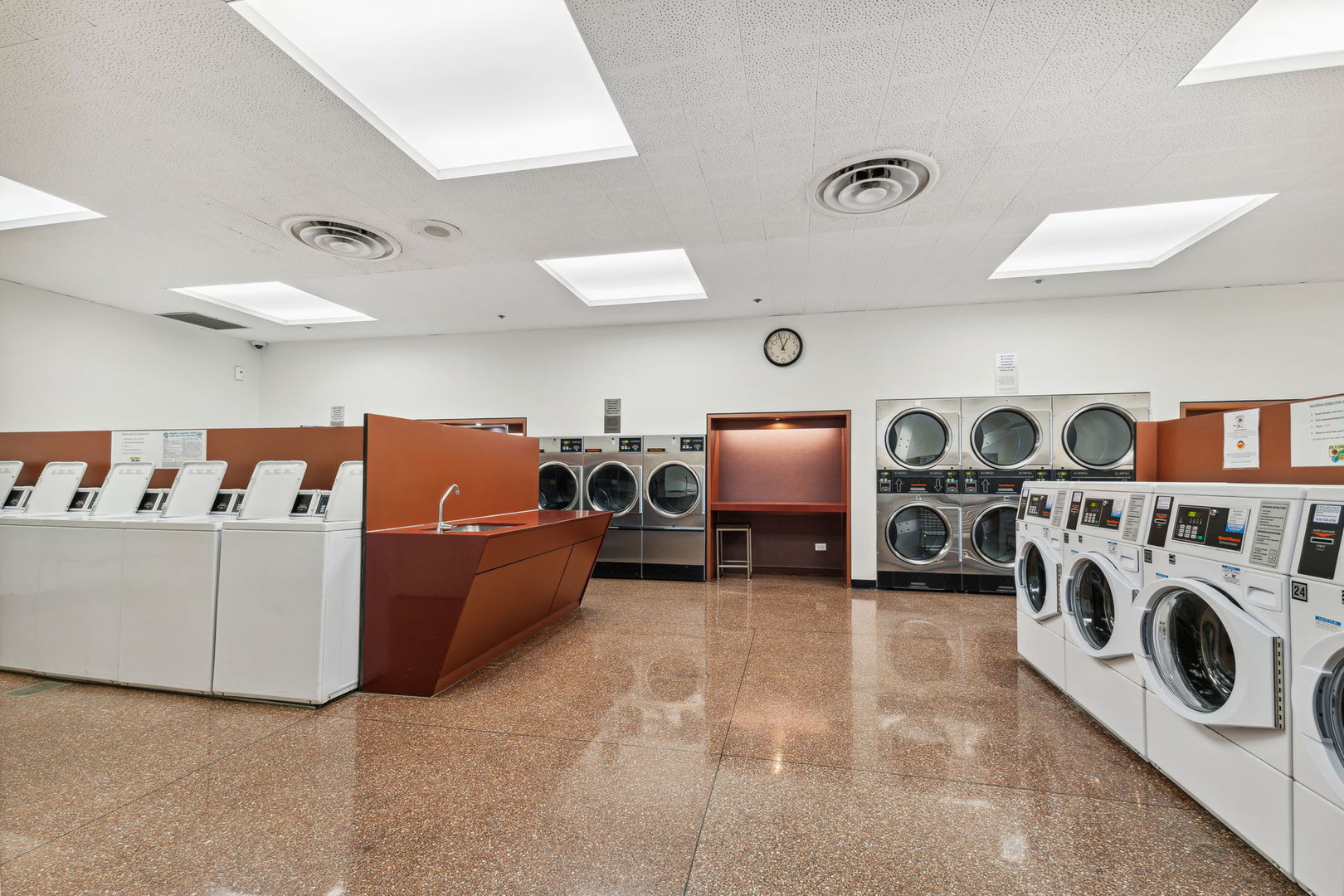 155 N Harbor Drive Unit: 5405