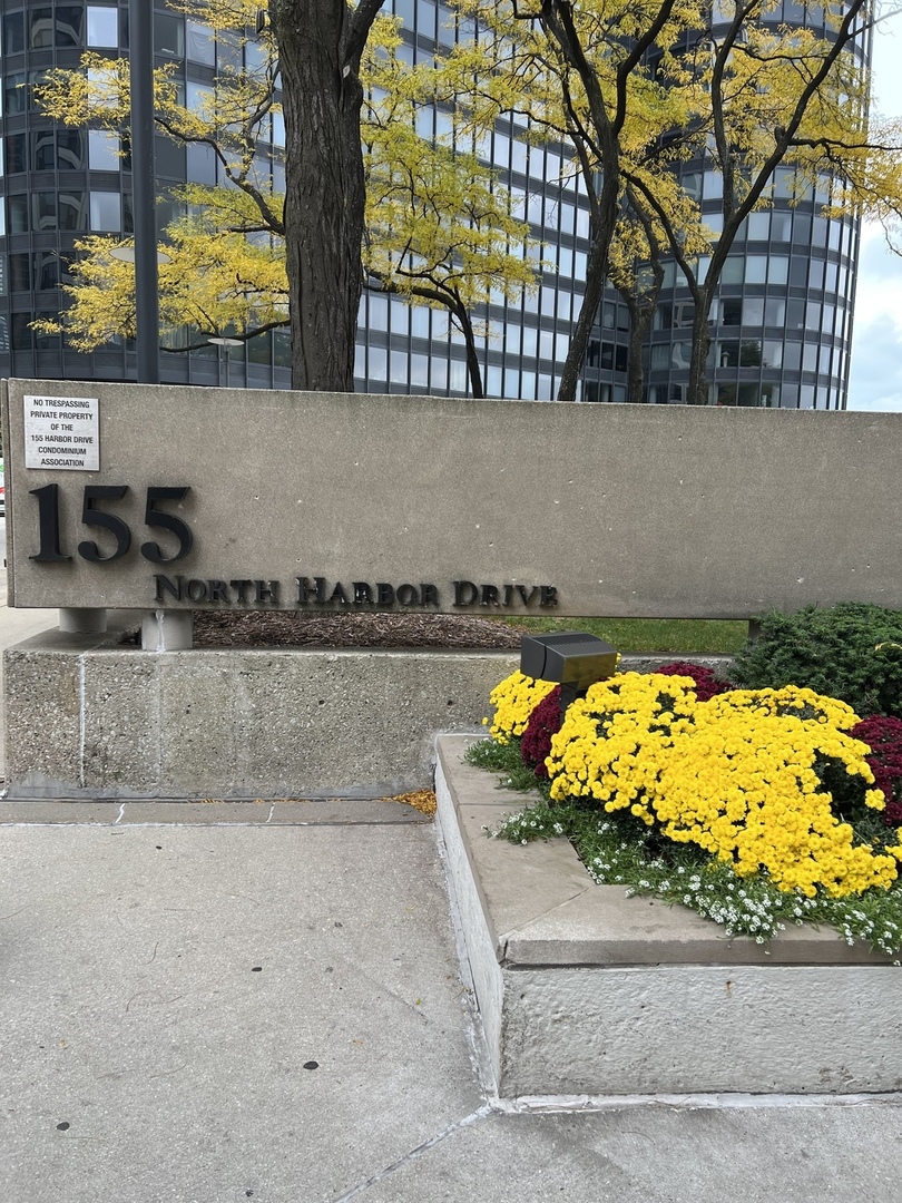 155 N Harbor Drive Unit: 5405