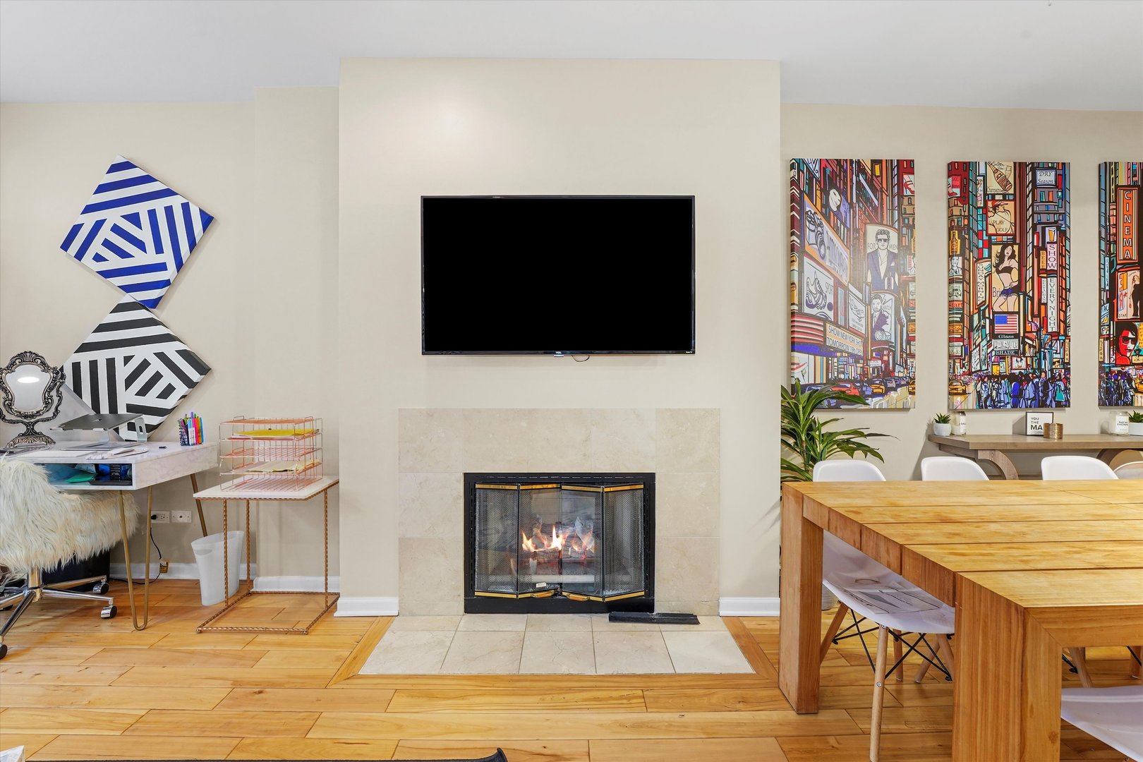 33 W Huron Street Unit: 413