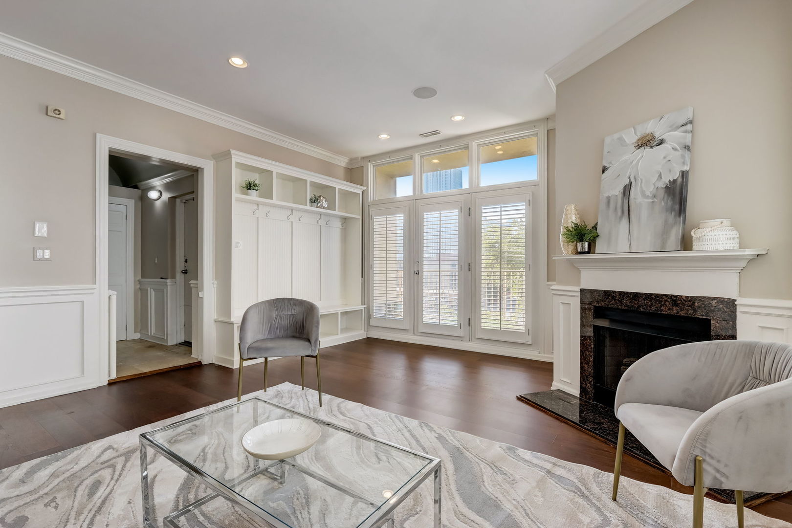 700 W Grand Avenue Unit: 4EW