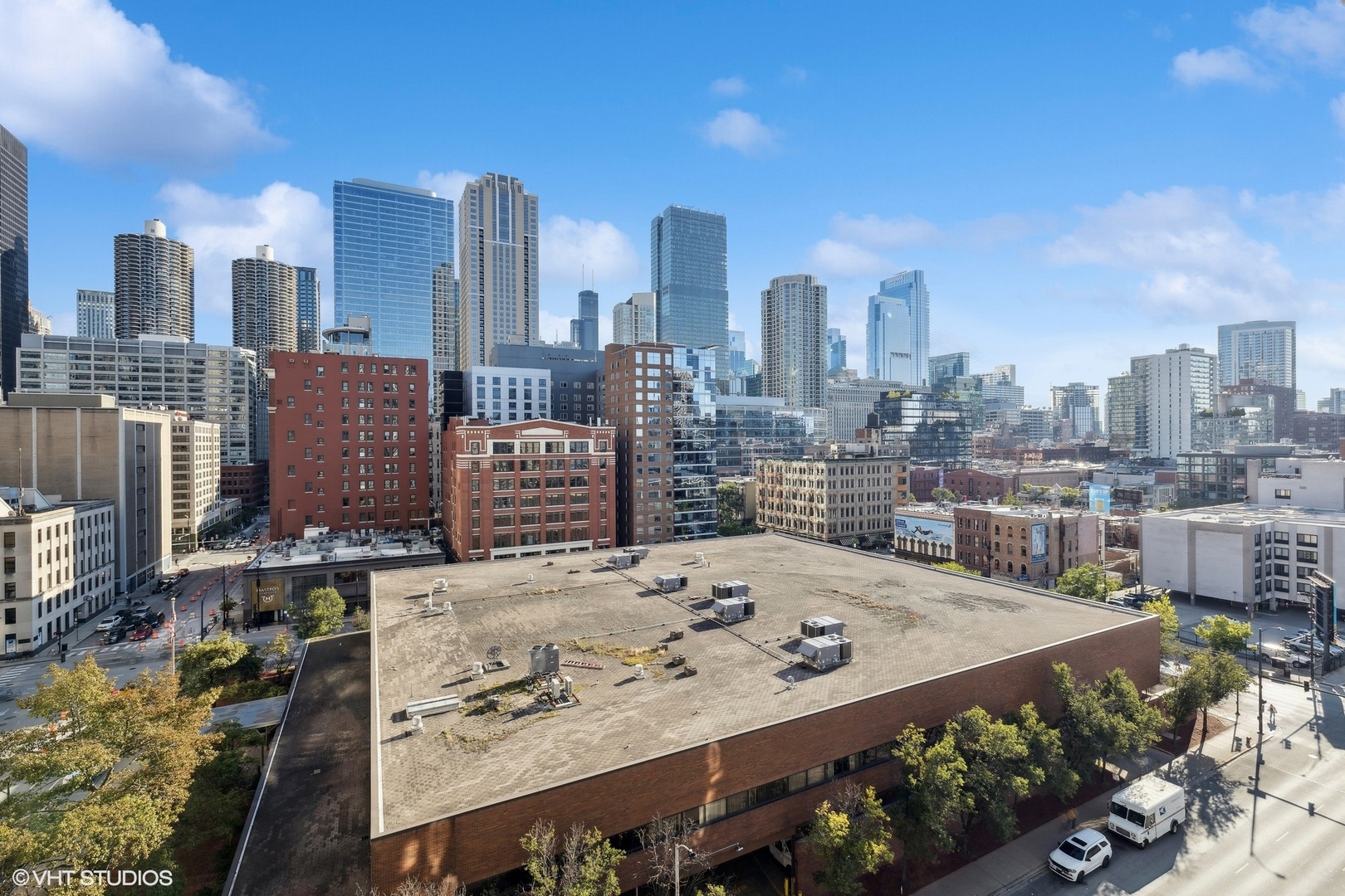 600 N Dearborn Street Unit: 1010