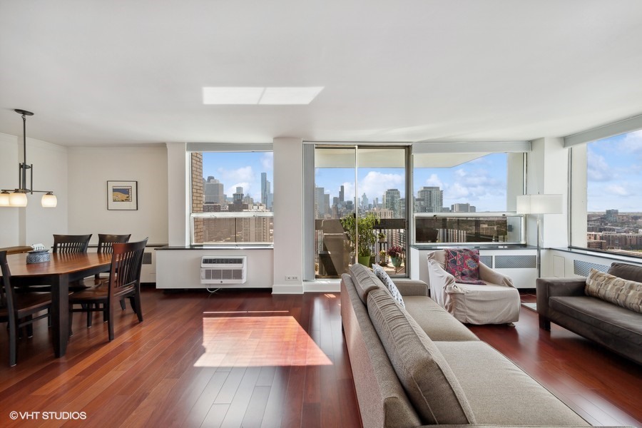 1360 N SANDBURG Terrace Unit: 2911C