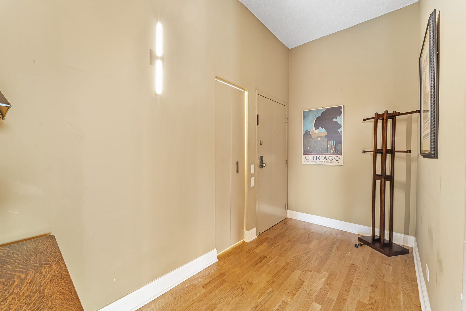 600 S Dearborn Street Unit: 1016