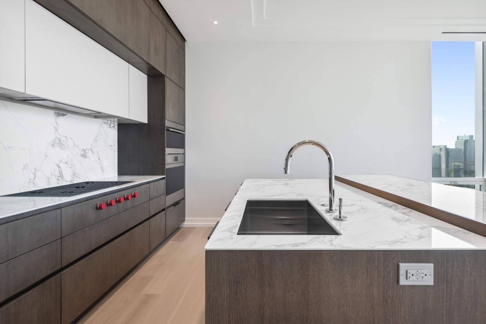 14 W Superior Street Unit: 5403