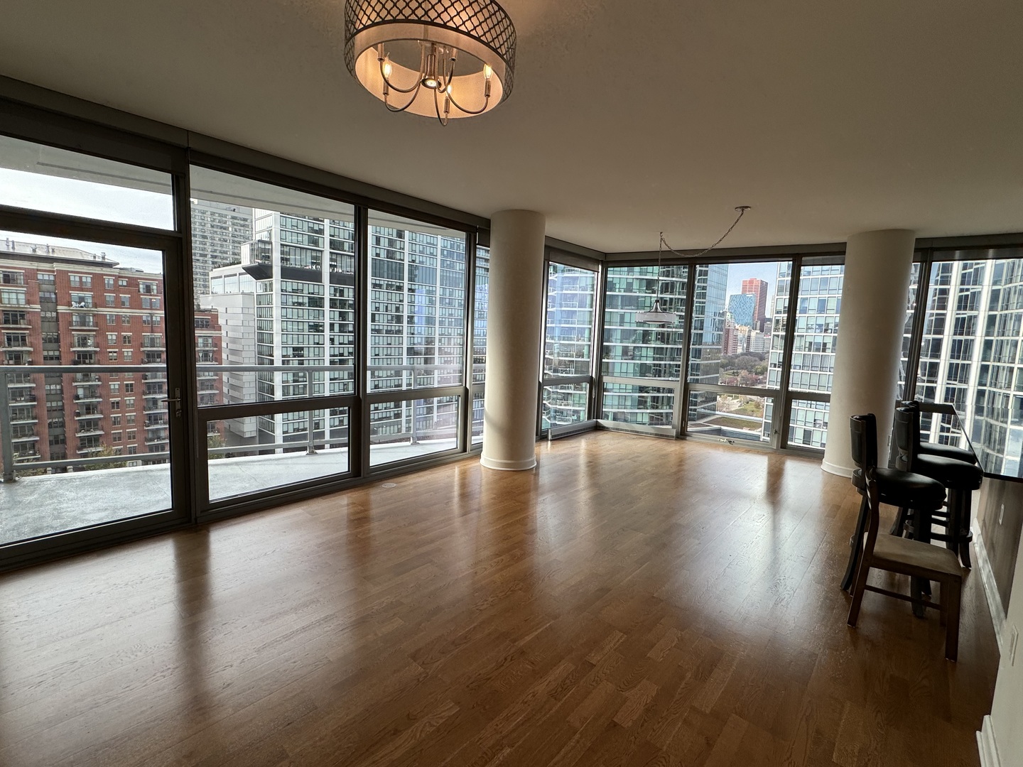 1235 S PRAIRIE Avenue Unit: 1209