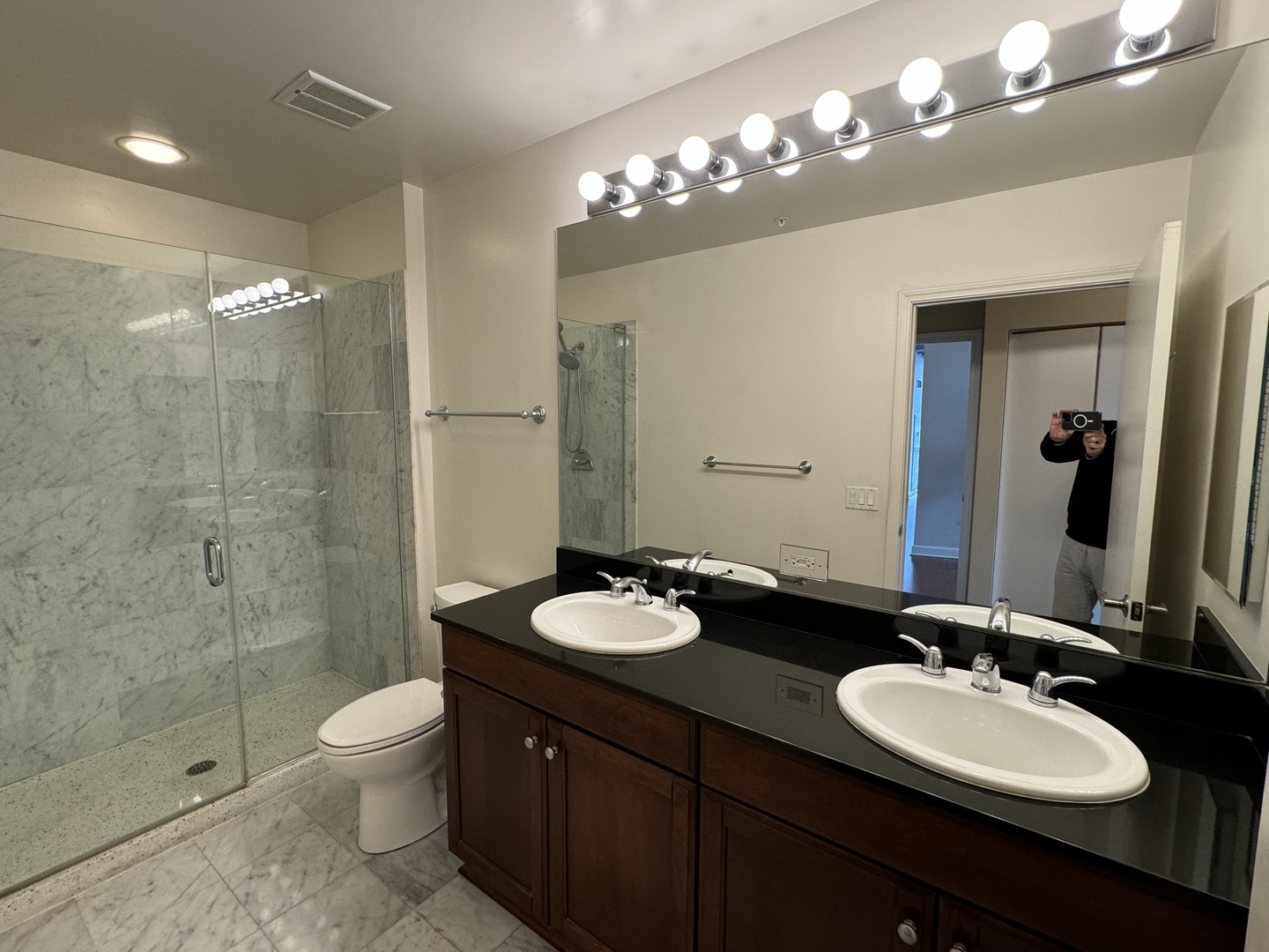 1235 S PRAIRIE Avenue Unit: 1209