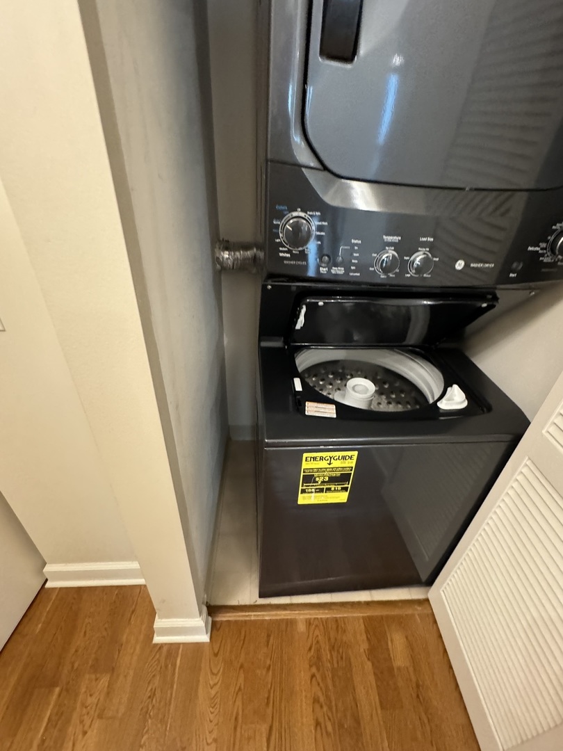 1235 S PRAIRIE Avenue Unit: 1209