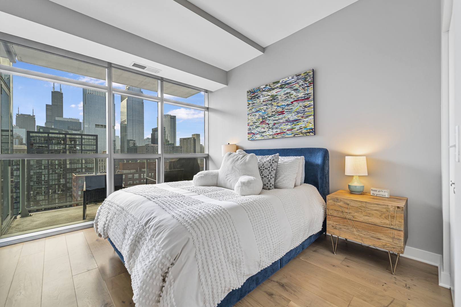 303 W OHIO Street Unit: 2505