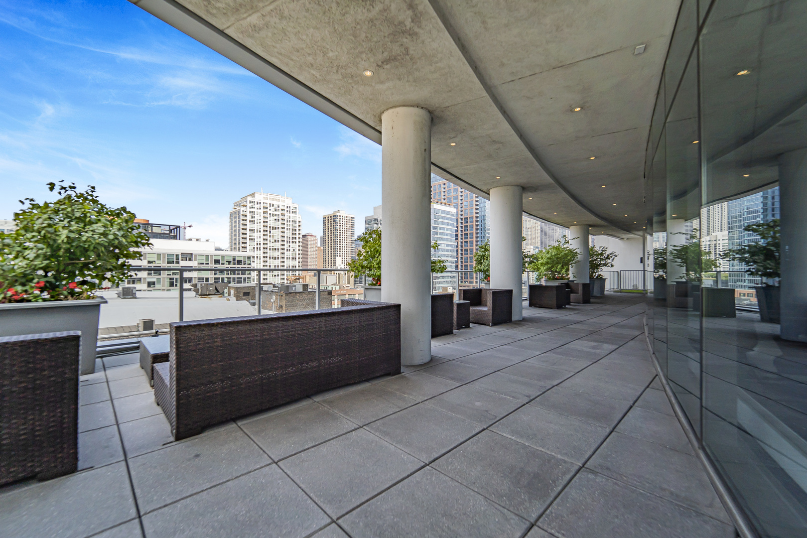 303 W OHIO Street Unit: 2505