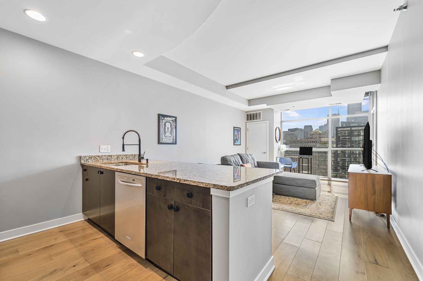 303 W OHIO Street Unit: 2505