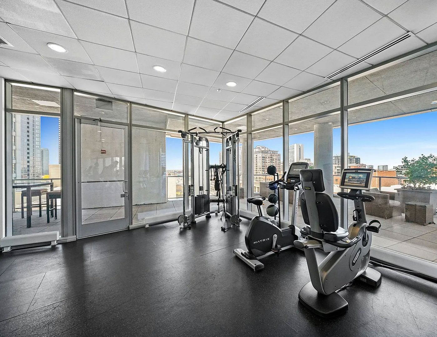 303 W OHIO Street Unit: 2505