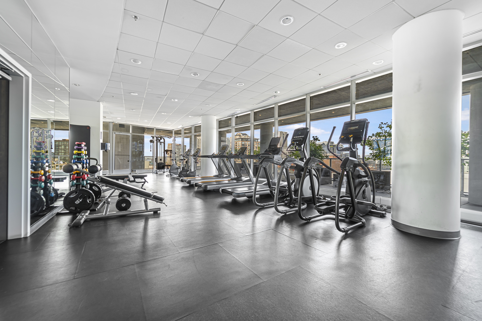 303 W OHIO Street Unit: 2505