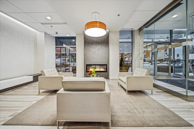 41 E 8TH Street Unit: 1506