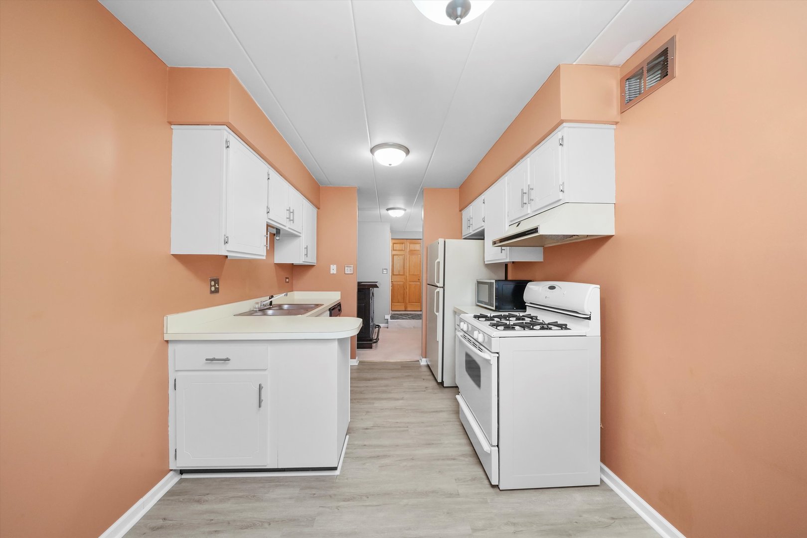 13240 W Circle Drive Parkway Unit: 303