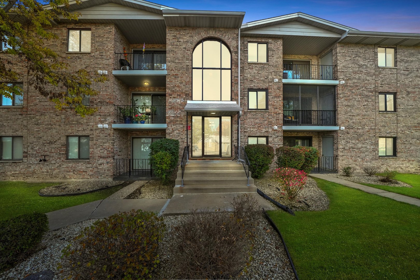 13240 W Circle Drive Parkway Unit: 303