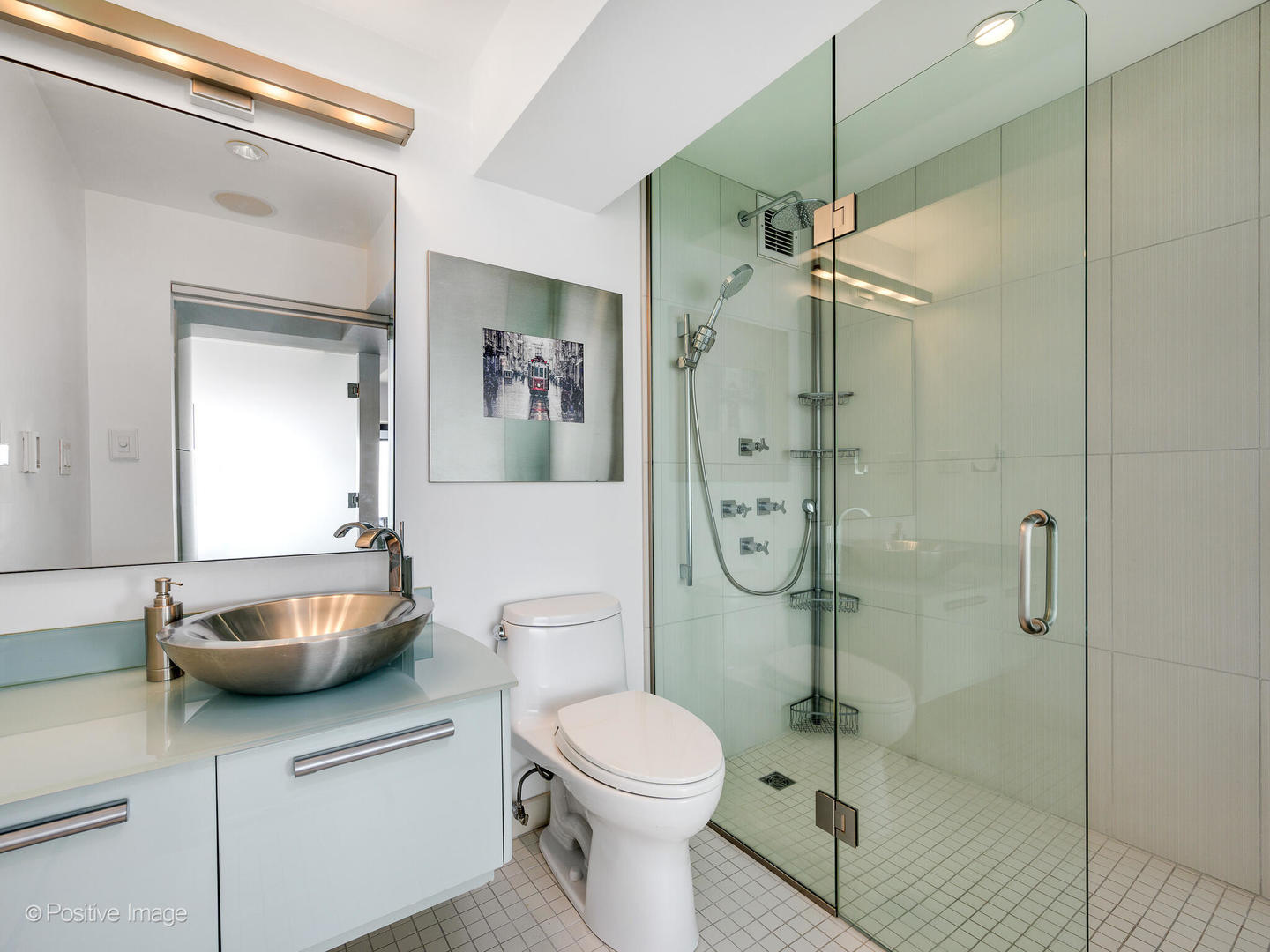 175 E DELAWARE Place Unit: 7601