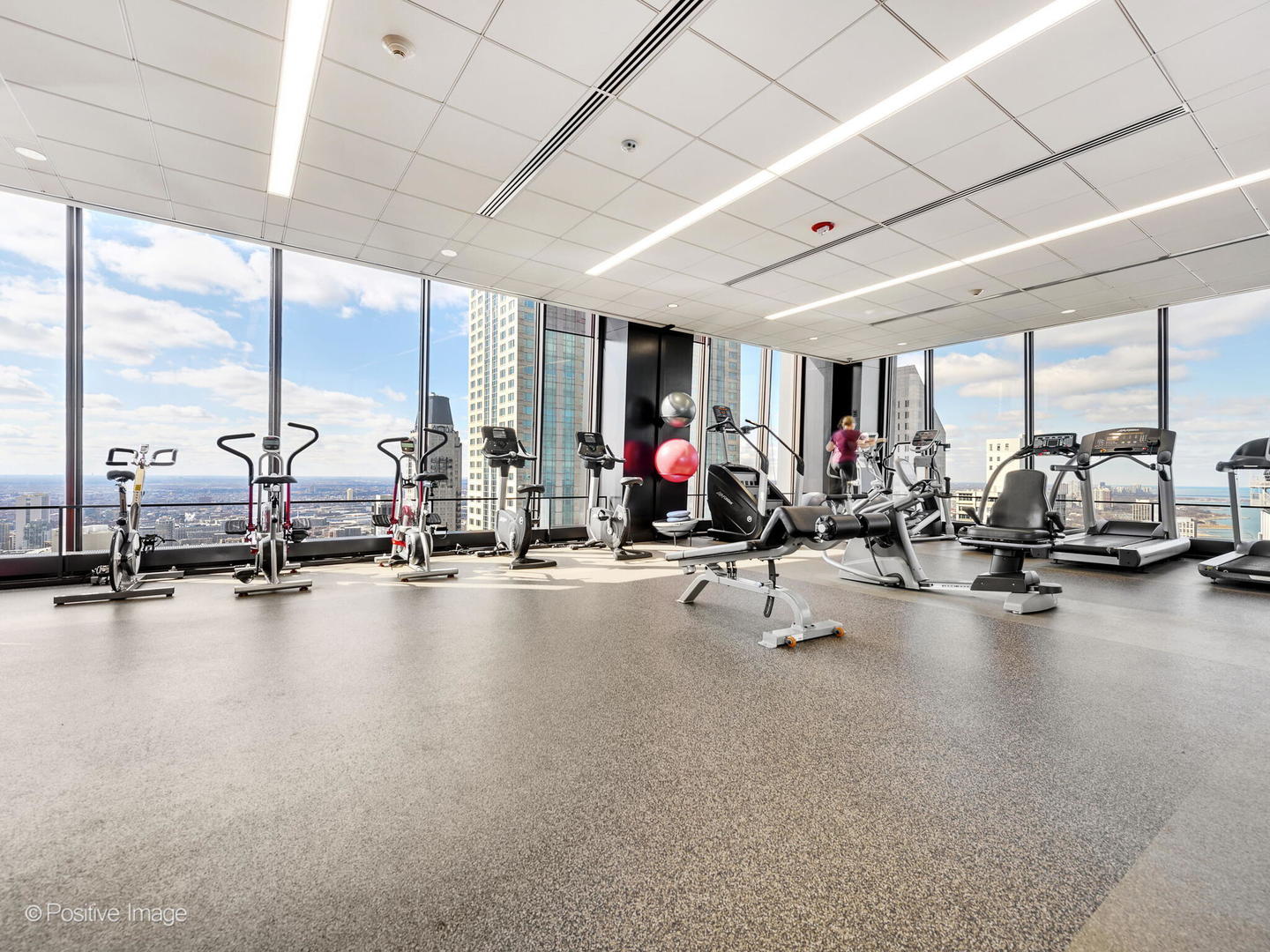 175 E DELAWARE Place Unit: 7601