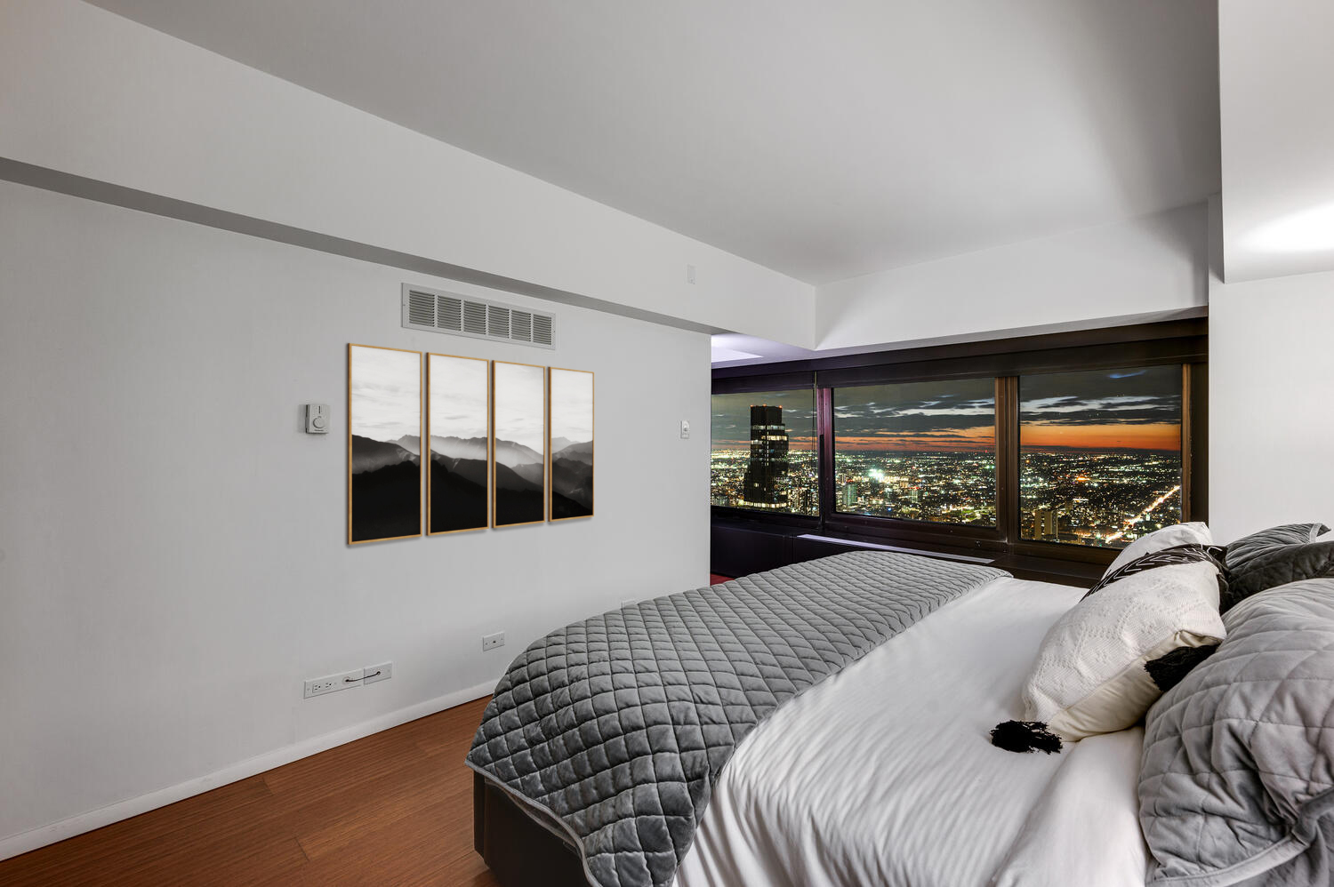 175 E DELAWARE Place Unit: 7601