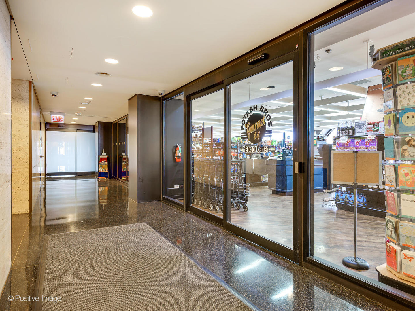 175 E DELAWARE Place Unit: 7601