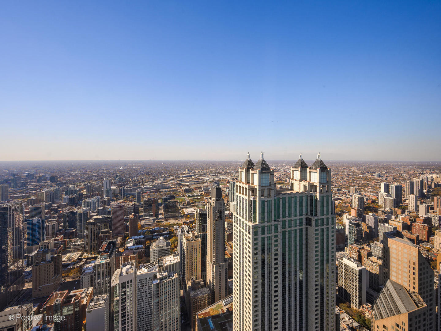 175 E DELAWARE Place Unit: 7601