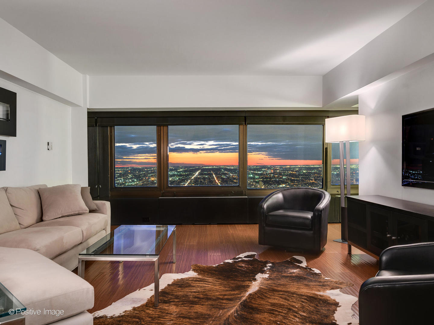 175 E DELAWARE Place Unit: 7601