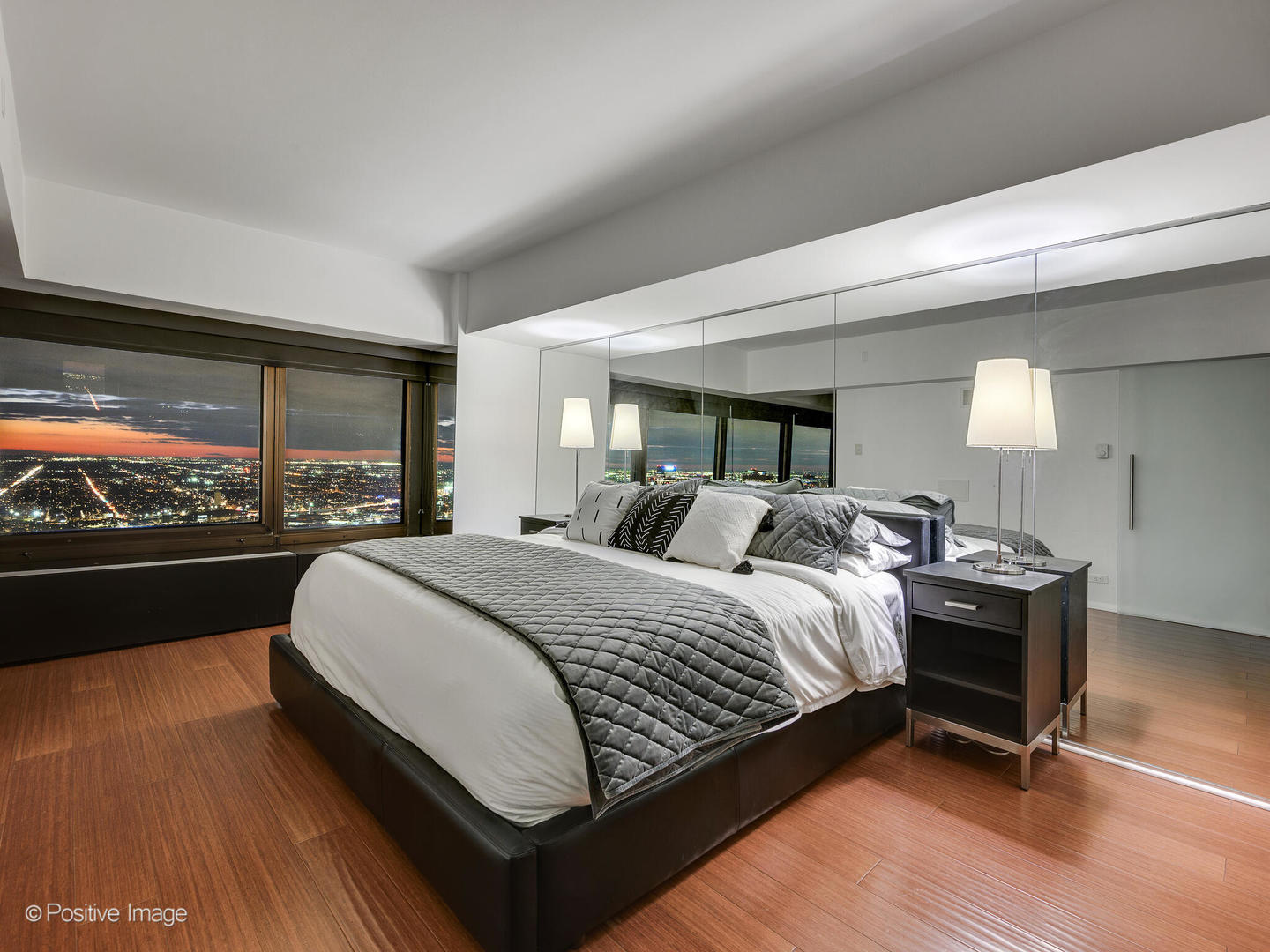 175 E DELAWARE Place Unit: 7601