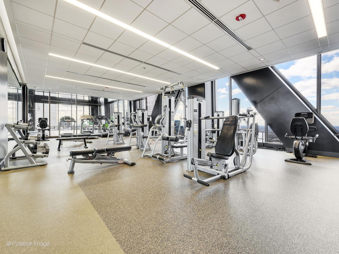175 E DELAWARE Place Unit: 7601