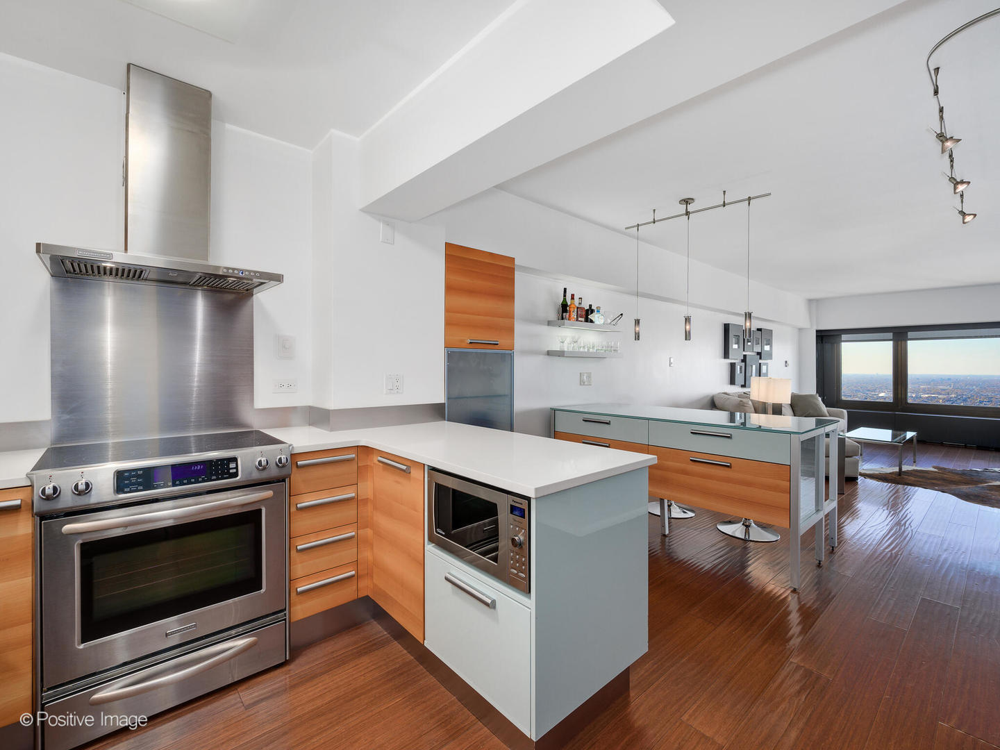 175 E DELAWARE Place Unit: 7601