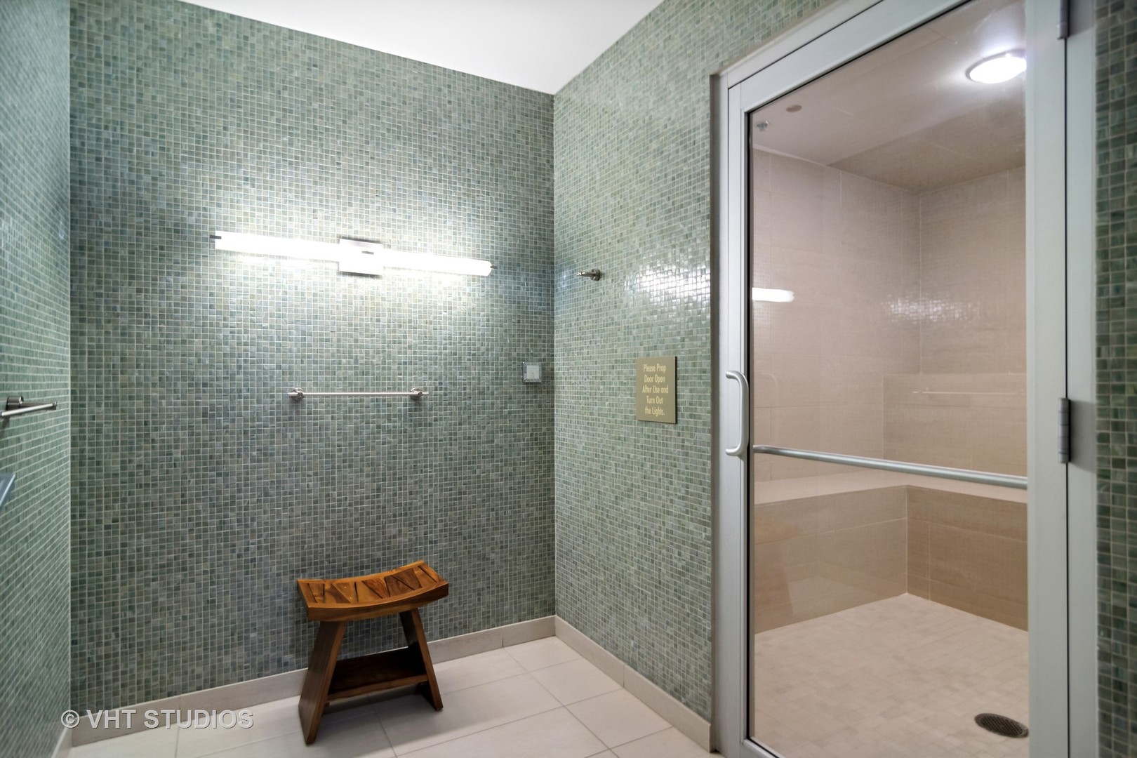 6 N Michigan Avenue Unit: 1306