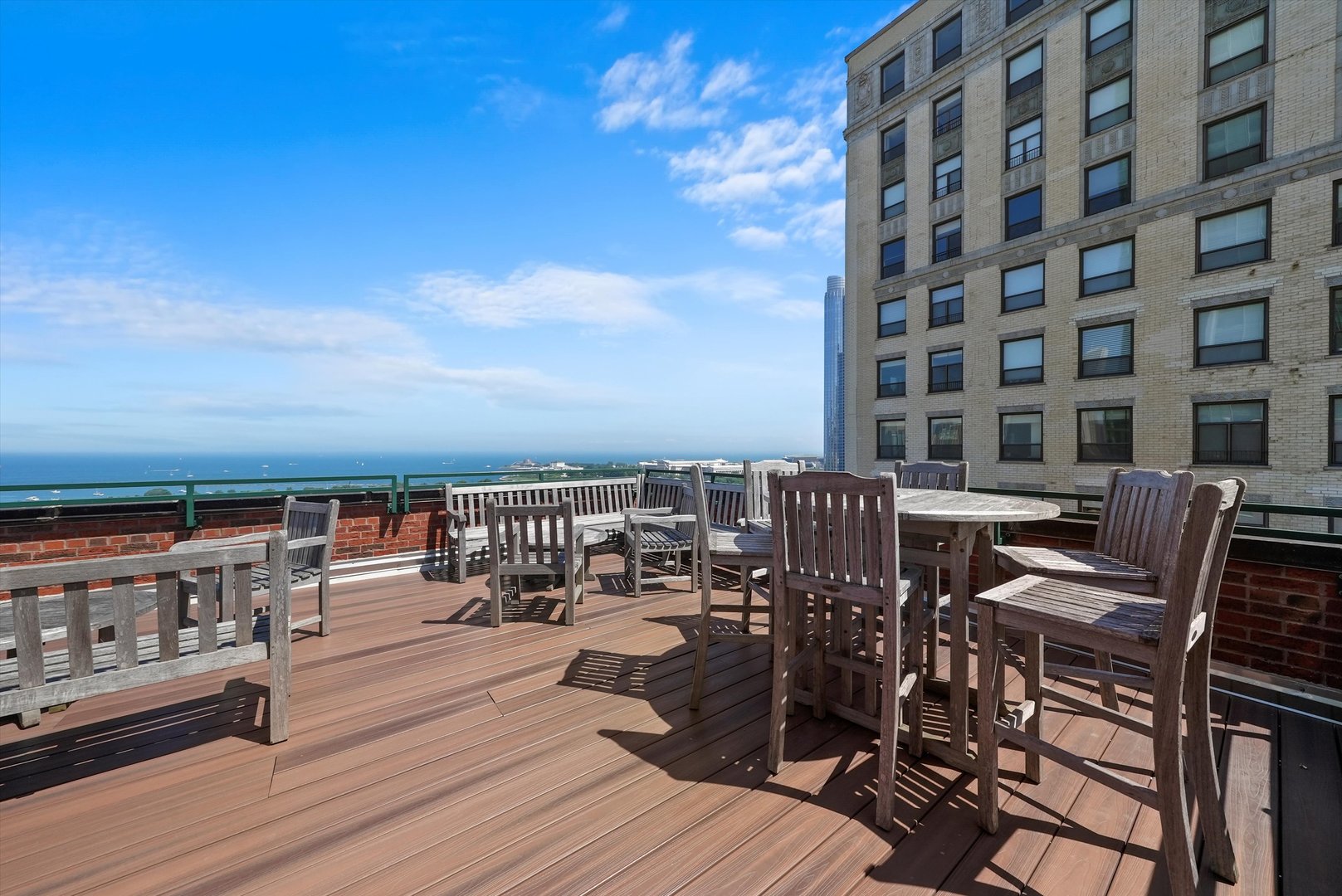 888 S Michigan Avenue Unit: 300