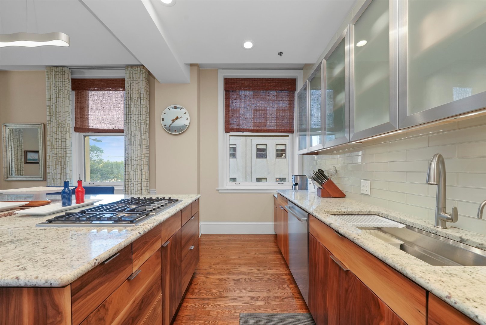888 S Michigan Avenue Unit: 300