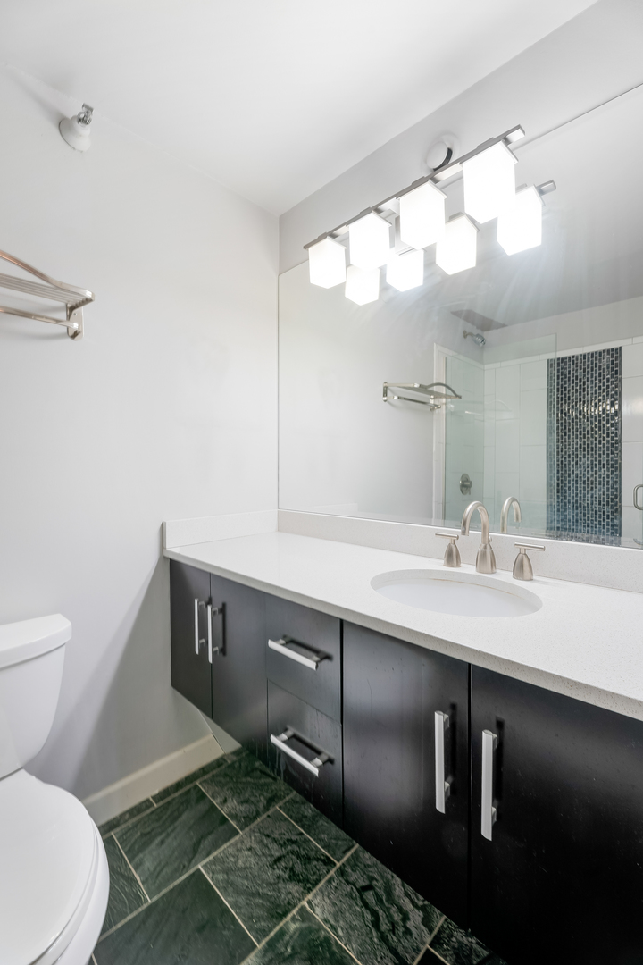 10 E Ontario Street Unit: 3312