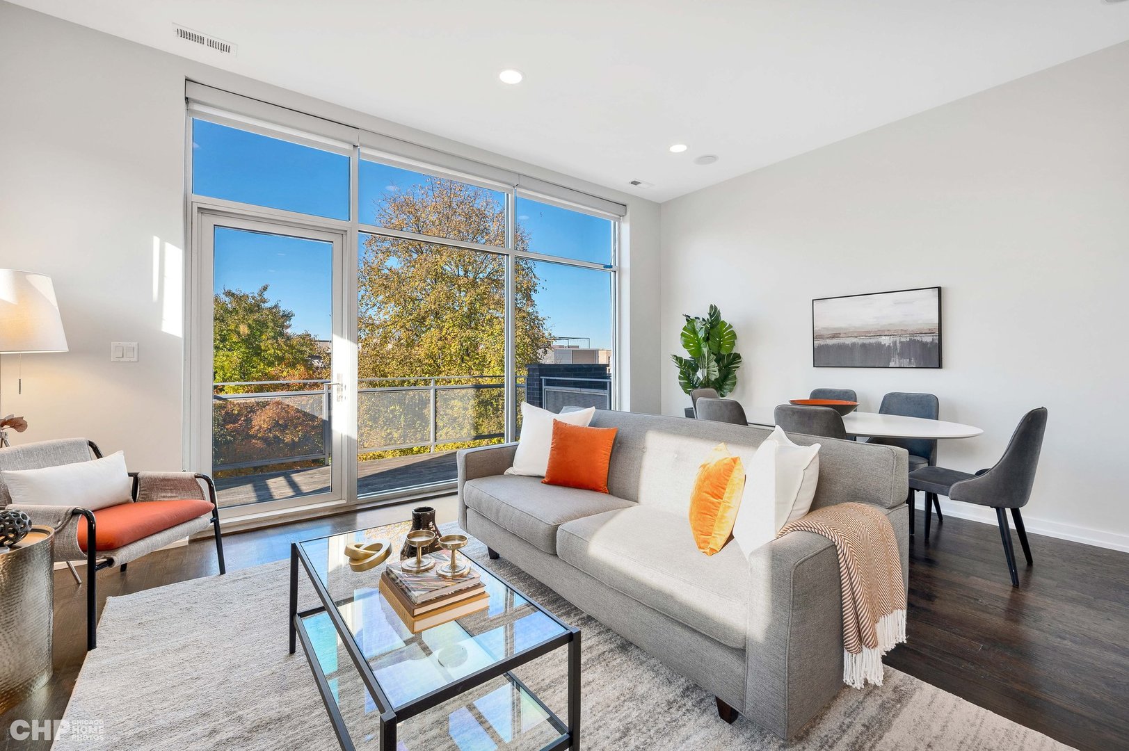 1509 N Campbell Avenue Unit: 3S