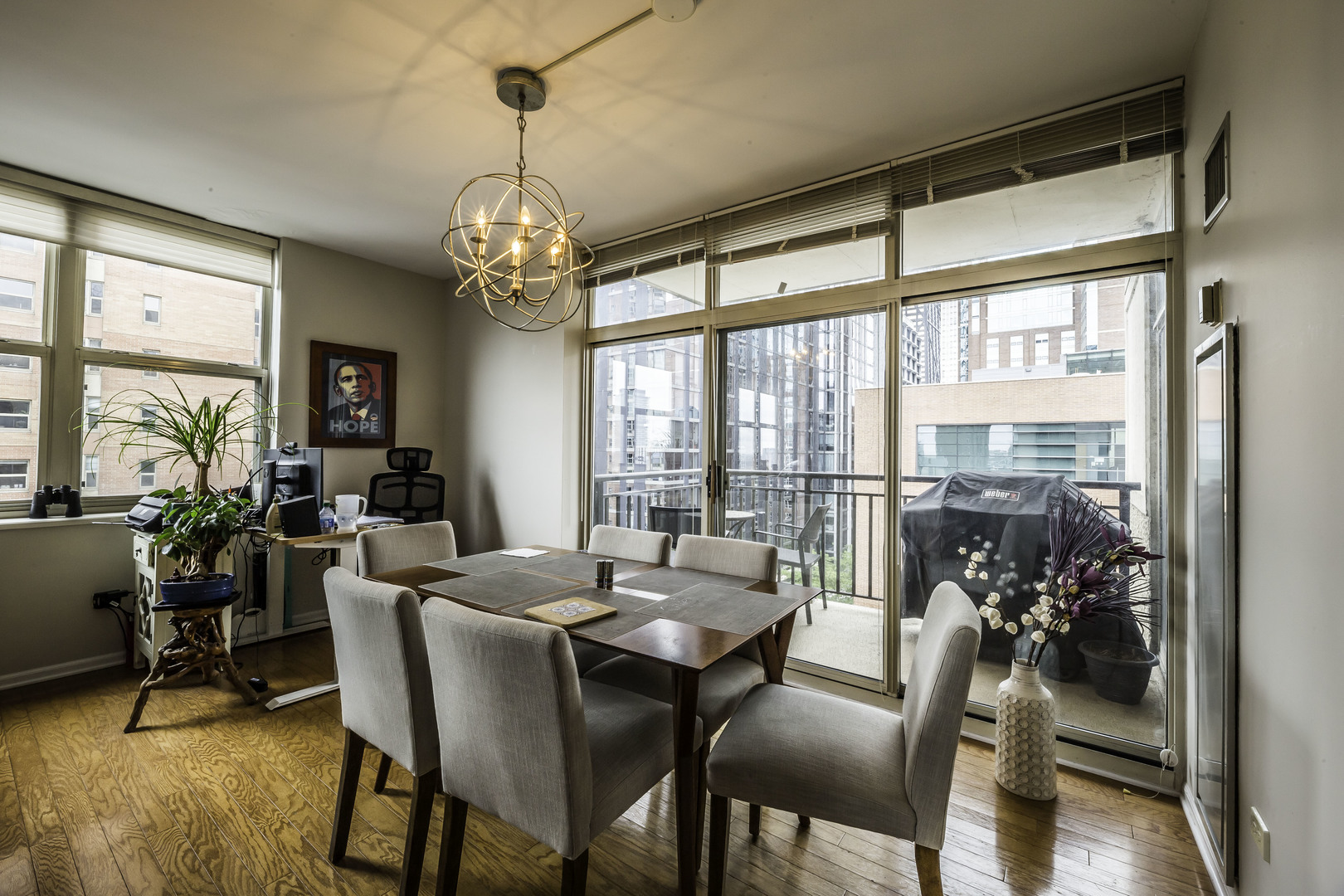 21 W Chestnut Street Unit: 1509