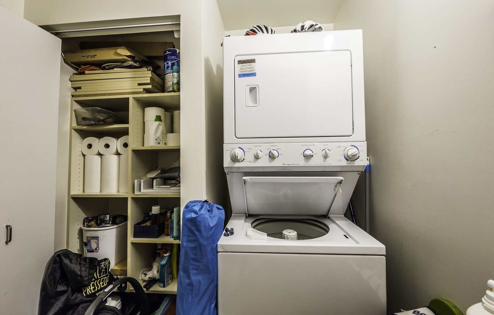 21 W Chestnut Street Unit: 1509