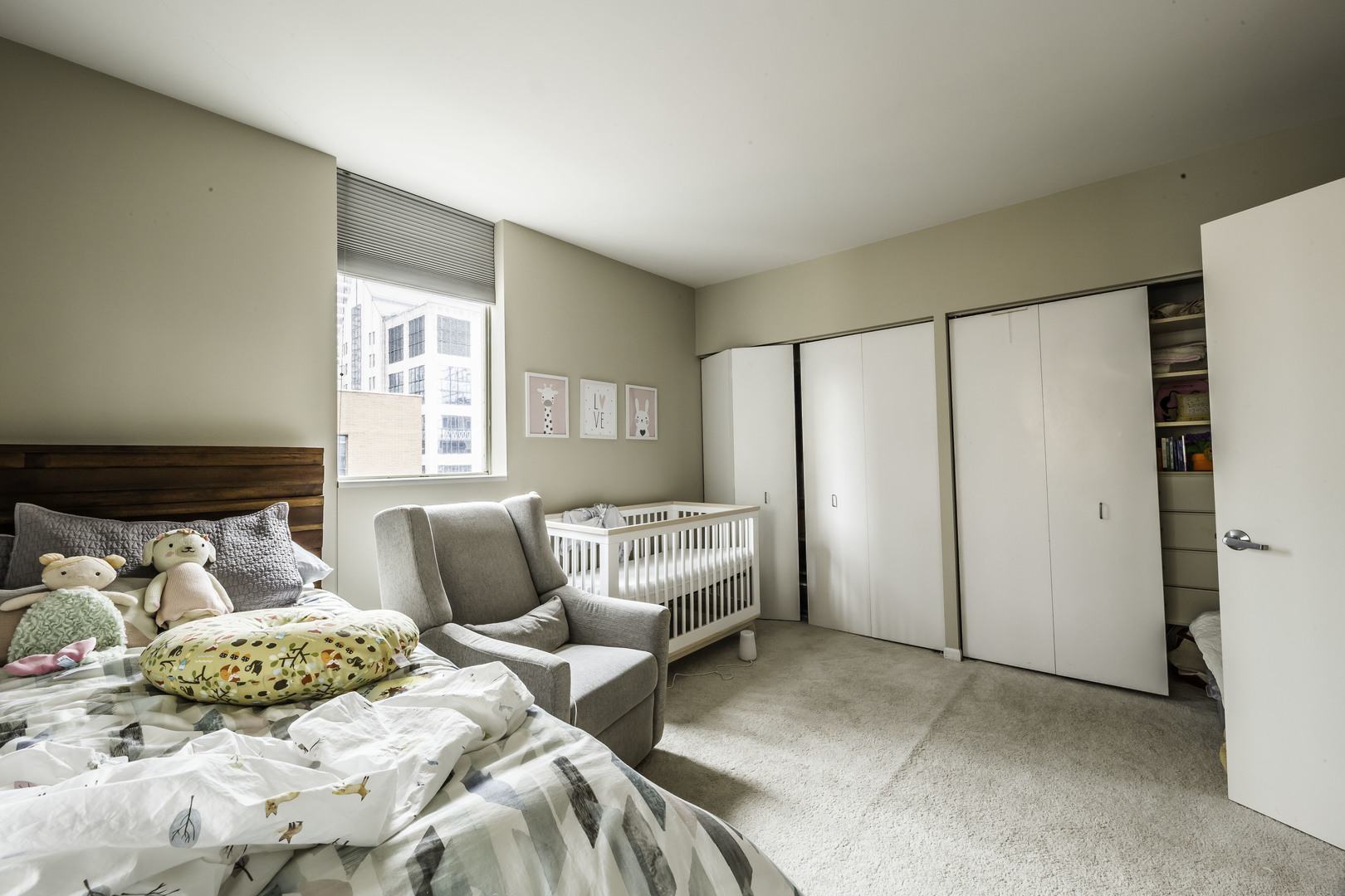 21 W Chestnut Street Unit: 1509