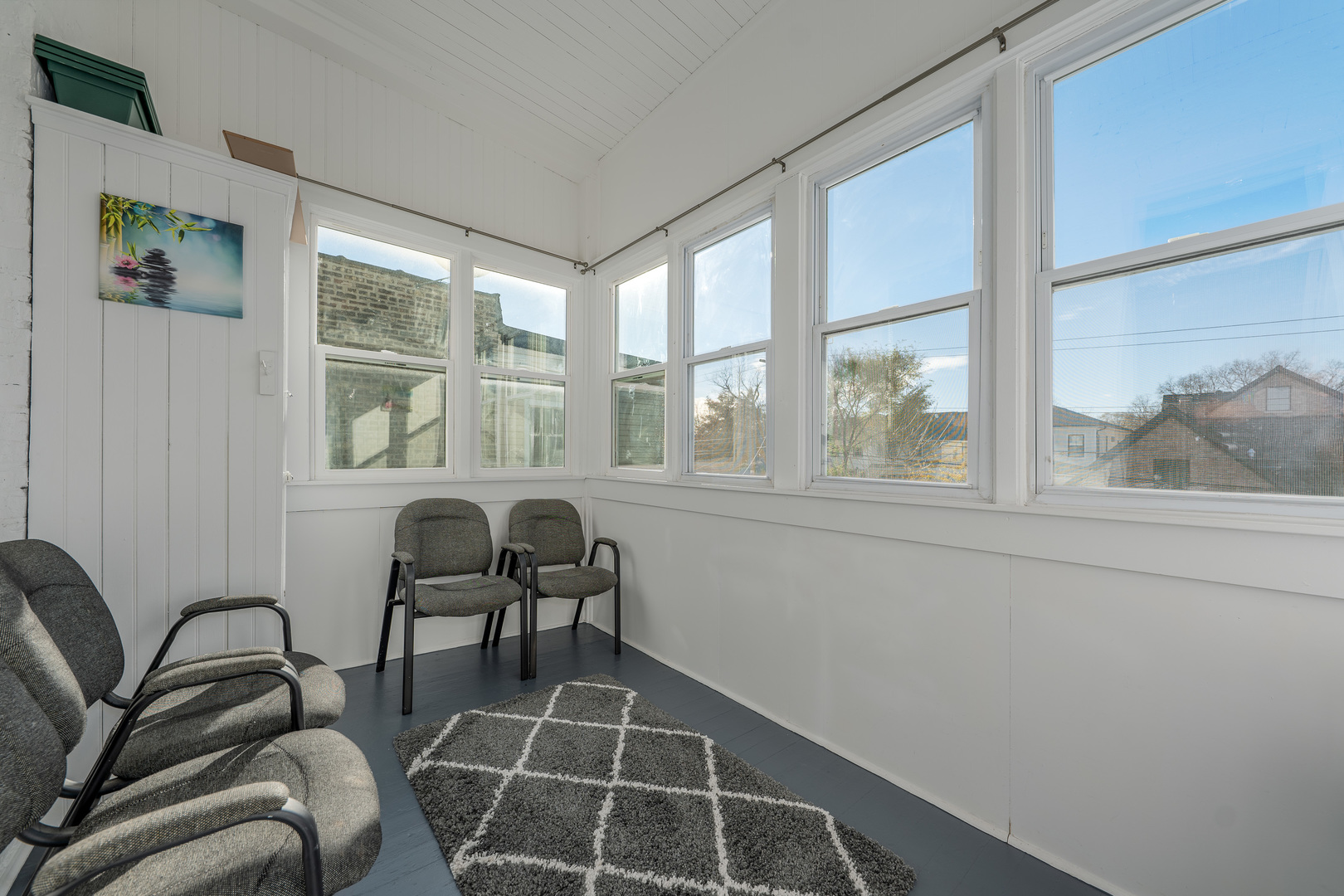 1105 S Oak Park Avenue