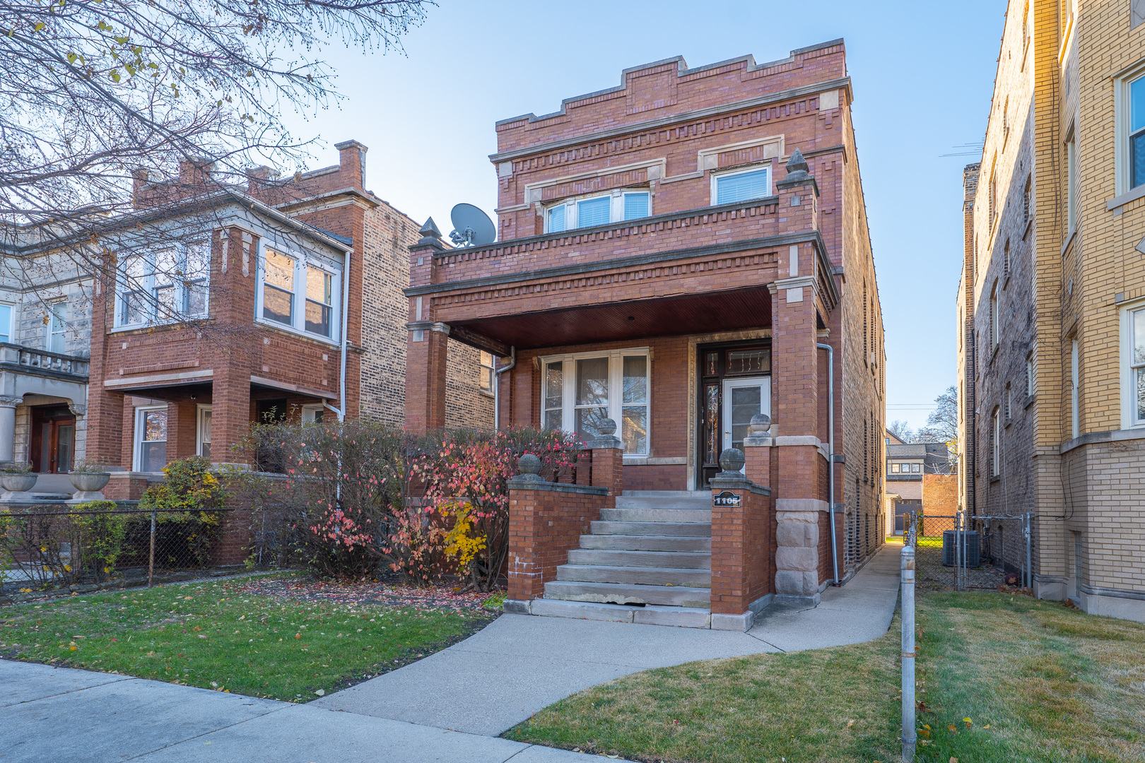 1105 S Oak Park Avenue