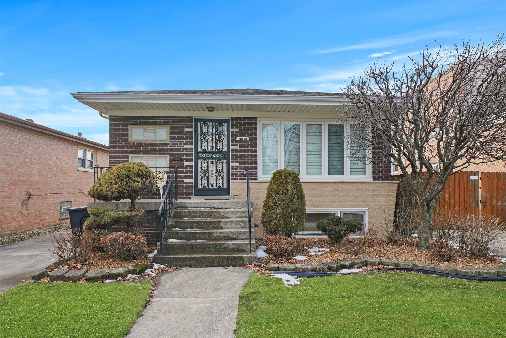 10618 S CHRISTIANA Avenue