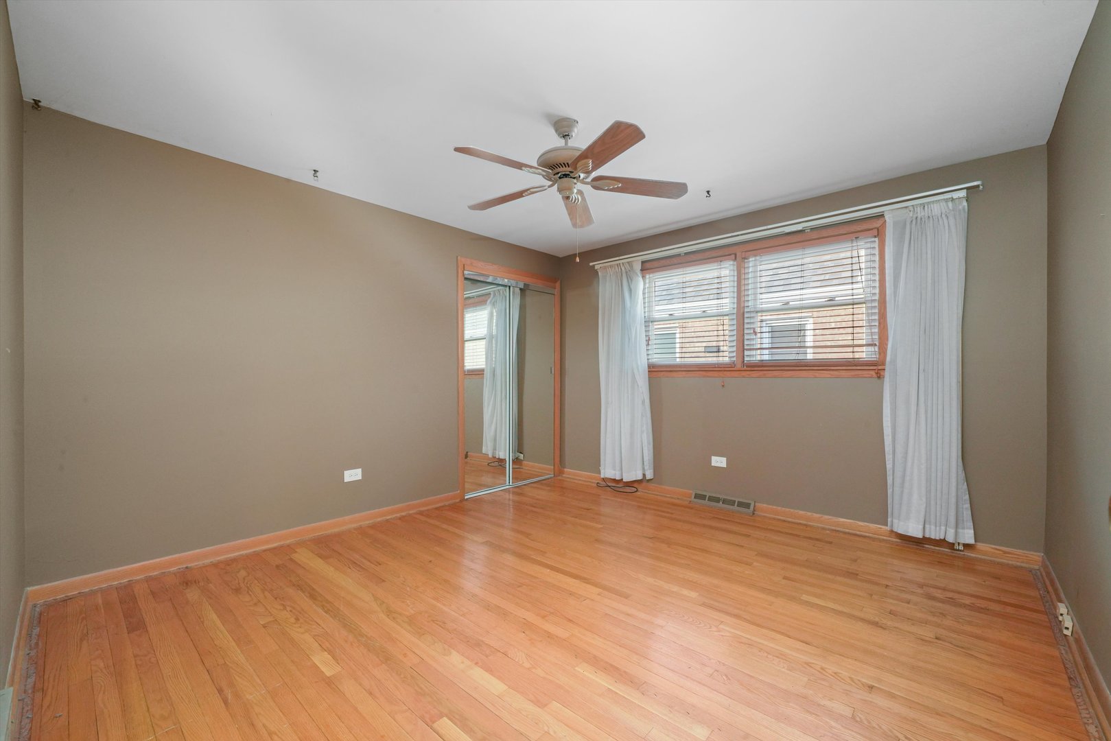 10618 S CHRISTIANA Avenue