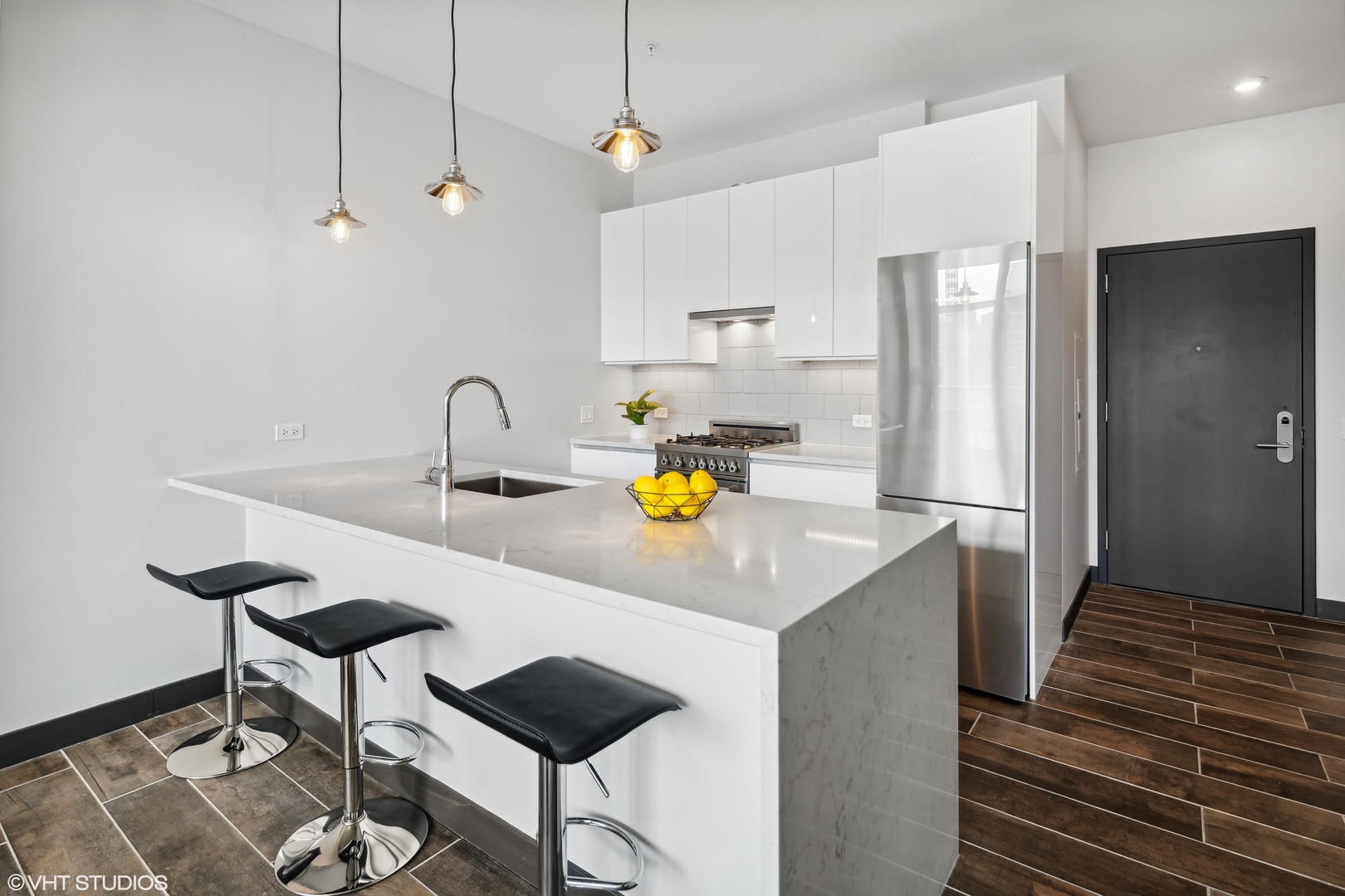 171 N Aberdeen Street Unit: 1007