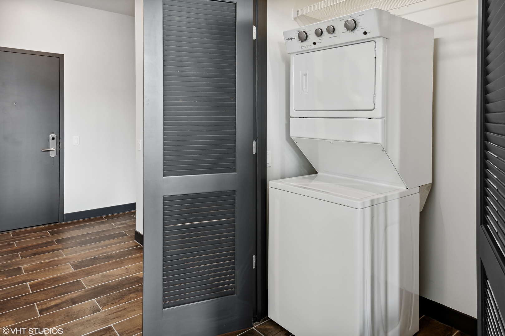 171 N Aberdeen Street Unit: 1007