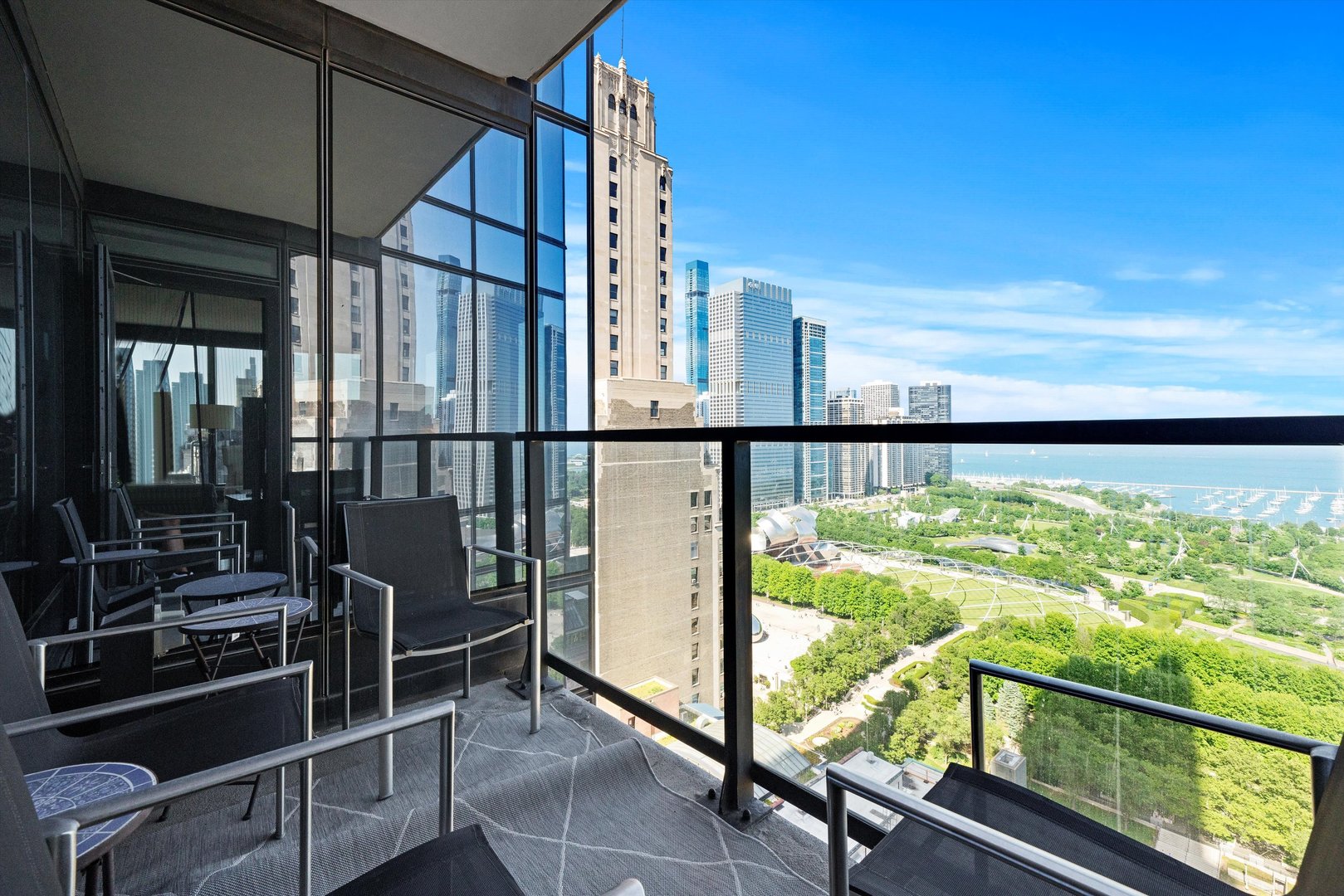 60 E Monroe Street Unit: 2502