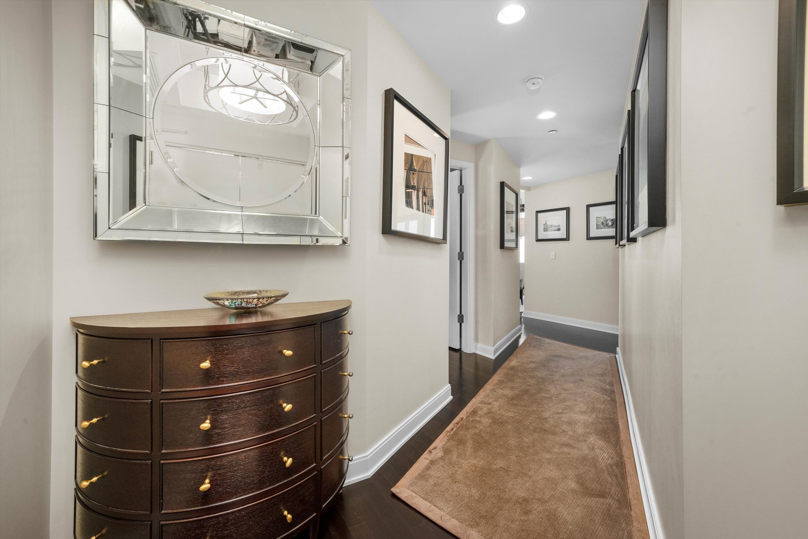 60 E Monroe Street Unit: 2502