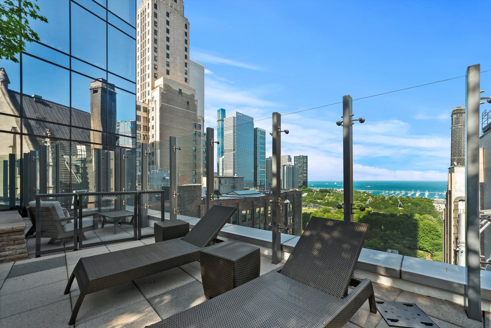 60 E Monroe Street Unit: 2502