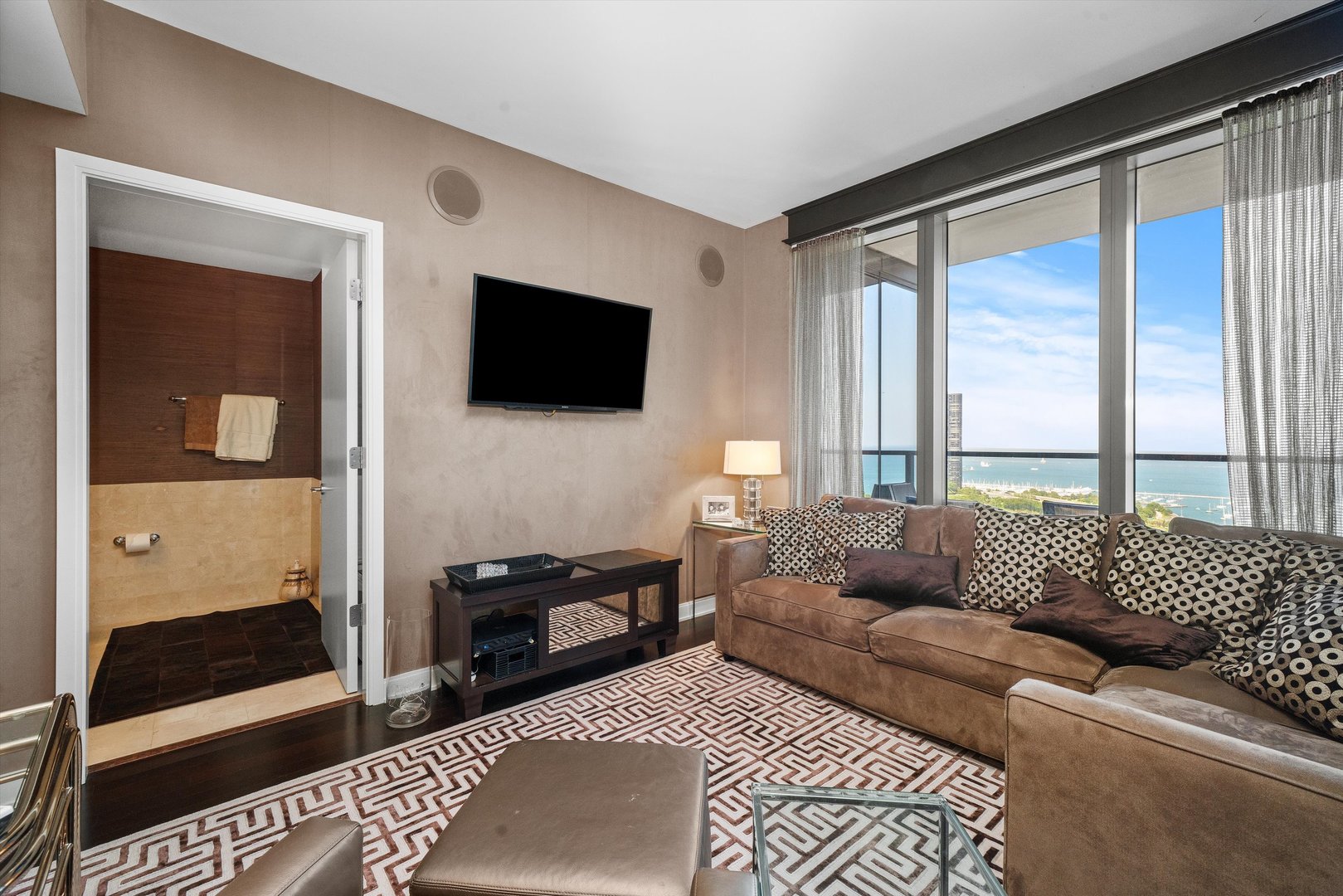 60 E Monroe Street Unit: 2502