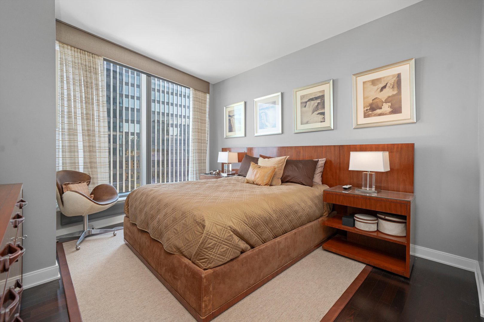 60 E Monroe Street Unit: 2502