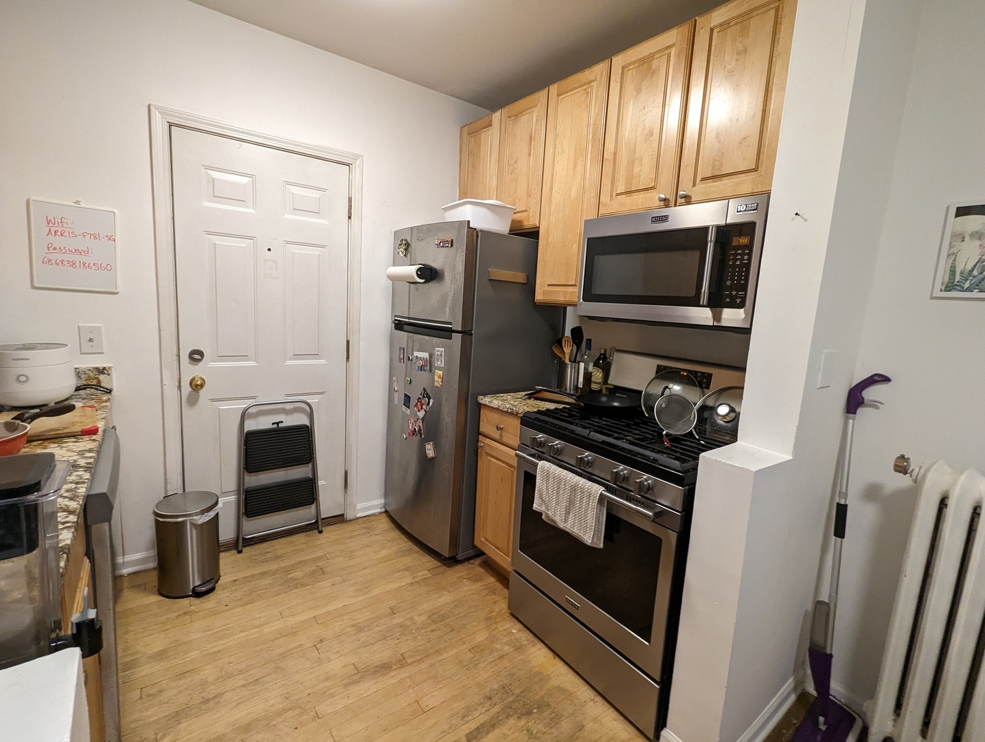 683 1/2 W Wrightwood Avenue Unit: 2S