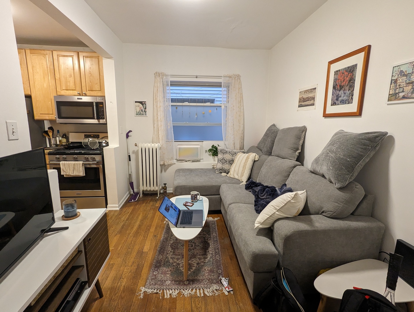 683 1/2 W Wrightwood Avenue Unit: 2S
