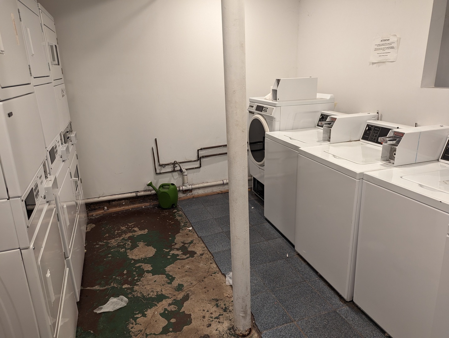 683 1/2 W Wrightwood Avenue Unit: 2S